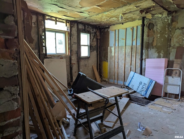 420 Kentucky St, Quincy, IL 62301 - view of misc room