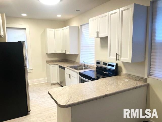 930 N 8th St, Springfield, IL 62702 - photo 11