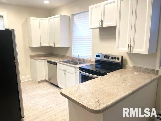 930 N 8th St, Springfield, IL 62702 - photo 14
