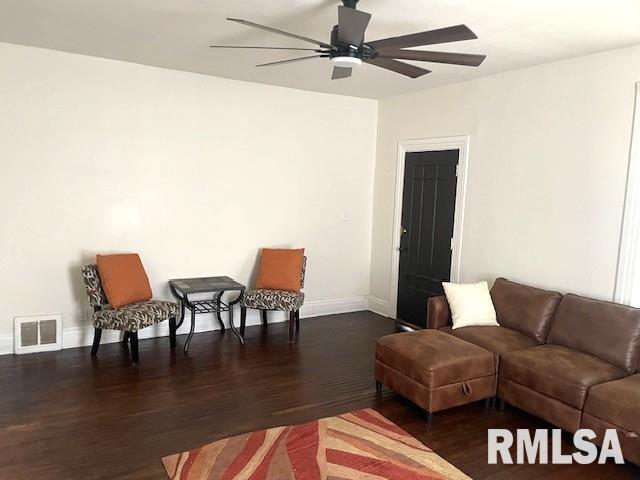 930 N 8th St, Springfield, IL 62702 - photo 7