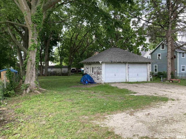 751 Mulberry St, Galesburg, IL 61401 - photo 9