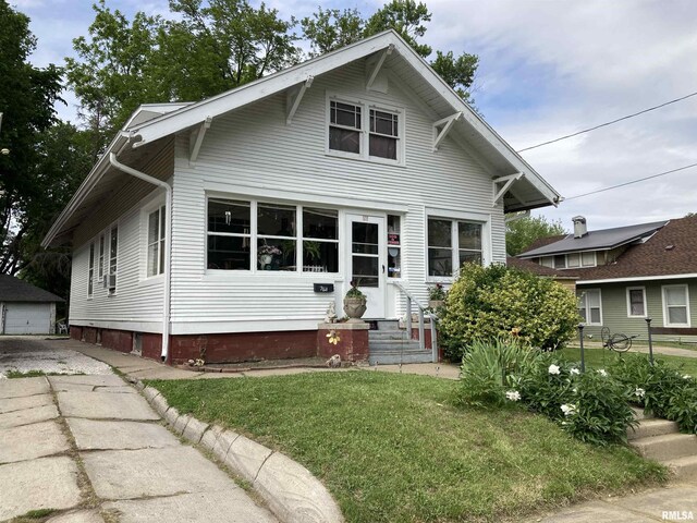 763 Mulberry St, Galesburg, IL 61401 - photo 4