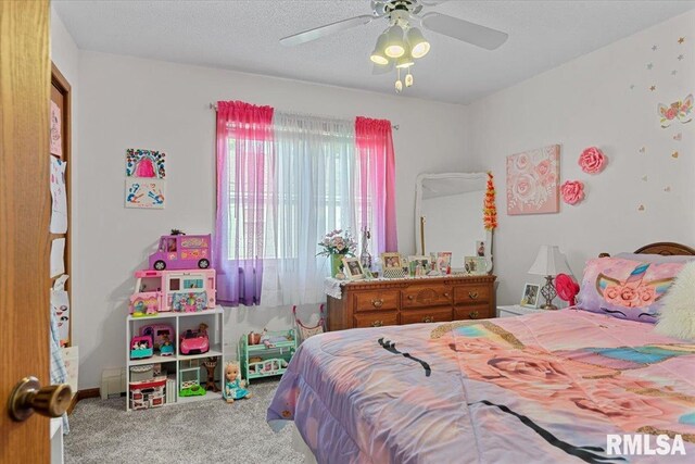 122 W Chapin St, Litchfield, IL 62056 - bedroom featuring carpet flooring and a ceiling fan