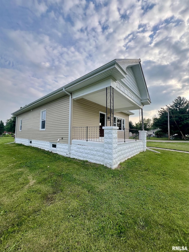 111 W Prairie St, Camp Point, IL 62320 - photo 2
