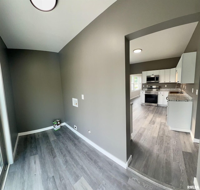 111 W Prairie St, Camp Point, IL 62320 - photo 11