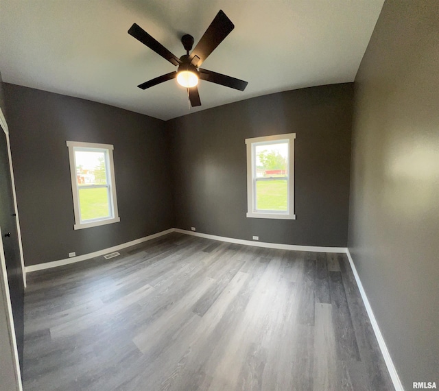 111 W Prairie St, Camp Point, IL 62320 - photo 12