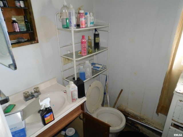 208 W Reynolds St, Springfield, IL 62702 - bathroom with toilet and vanity
