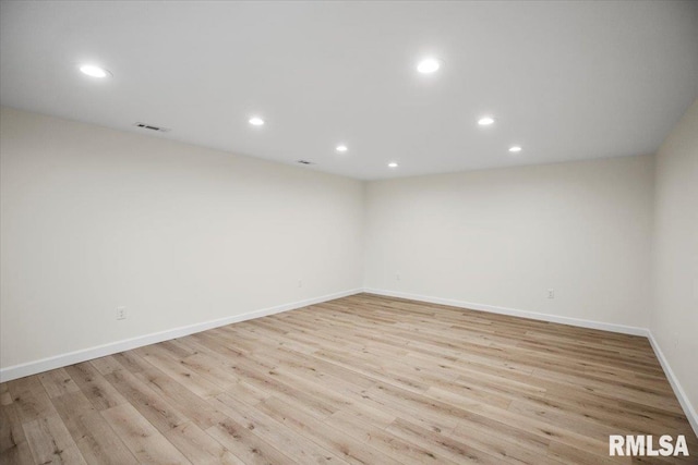 3024 Allis St, Springfield, IL 62703 - spare room with recessed lighting, light wood-style floors, and baseboards