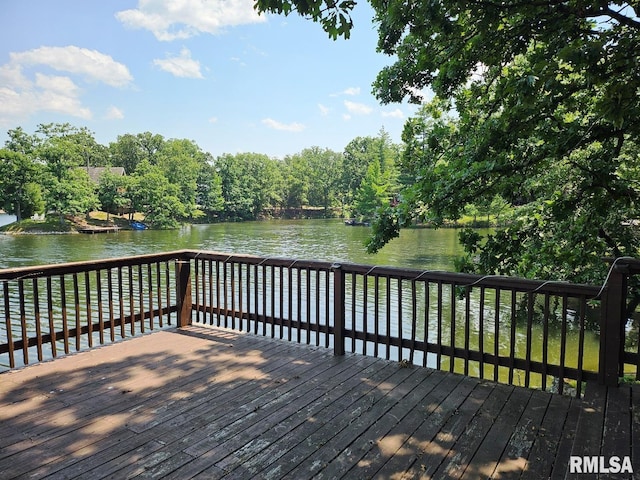 12862 Winnebago Dr, Plainview, IL 62685 - deck featuring a water view
