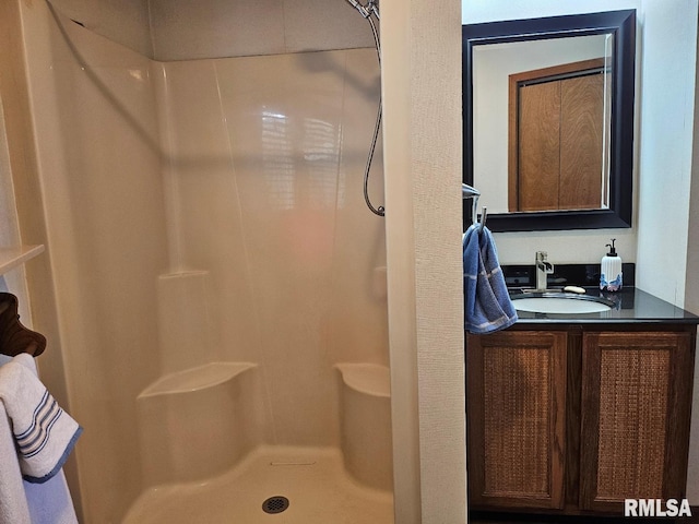 12862 Winnebago Dr, Plainview, IL 62685 - full bathroom with a shower and vanity