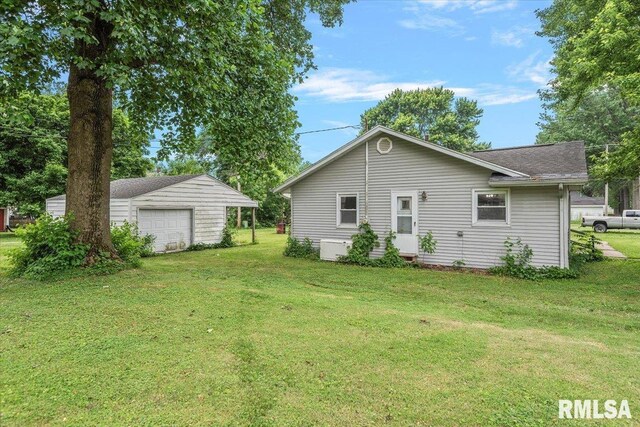 409 Maple Pl, Kincaid, IL 62540 - photo 27