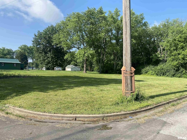 619-621 Hooker St, Jacksonville, IL 62650 - photo 1