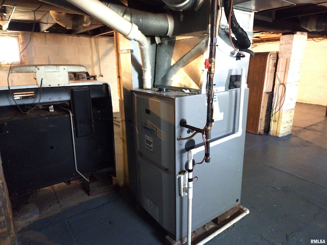 2240 Holmes Ave, Springfield, IL 62704 - utility room with heating unit
