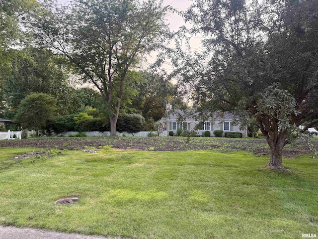 301 Casson St, Williamsville, IL 62693