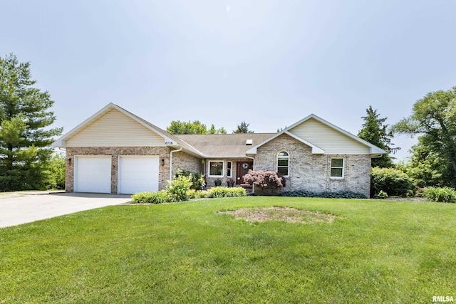 6718 Shadow Ln, Quincy, IL 62305 - ranch-style home with a garage, brick siding, driveway, and a front lawn