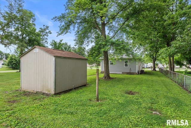 402 Linkins Ave, Tovey, IL 62570 - view of yard featuring a storage shed