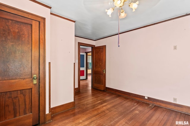 1537 N 4th St, Springfield, IL 62702 - unfurnished room with hardwood / wood-style floors, a chandelier, and crown molding