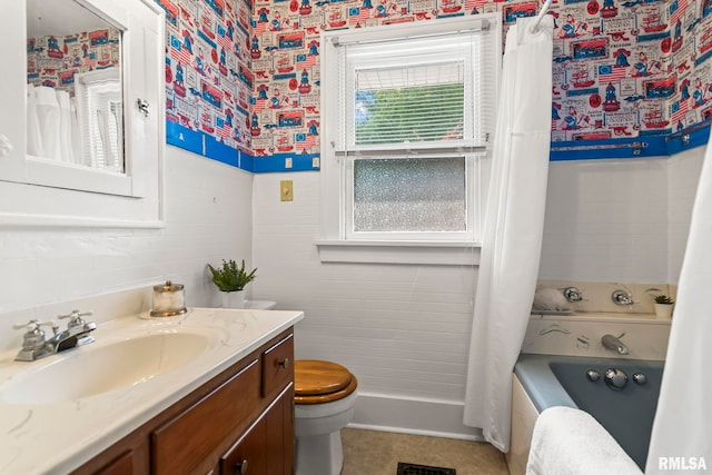 1537 N 4th St, Springfield, IL 62702 - full bathroom with vanity, shower / tub combo with curtain, and wallpapered walls