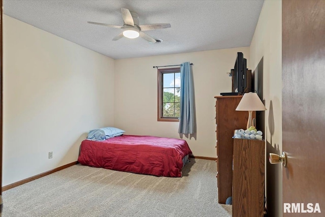5309 Collins Way, Springfield, IL 62703 - bedroom featuring carpet, a textured ceiling, and a ceiling fan
