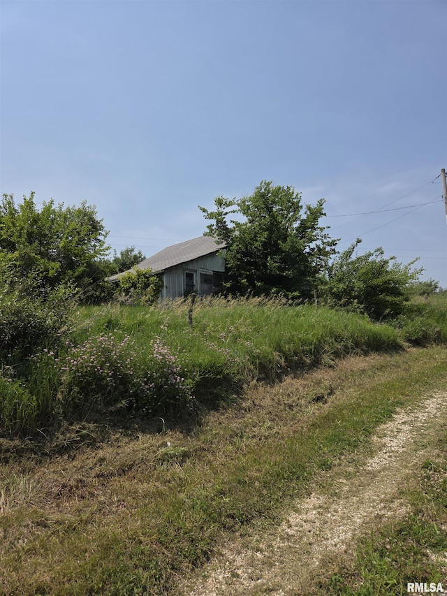 1355 Old Wagon Rd, Knoxville, IL 61448 - view of yard
