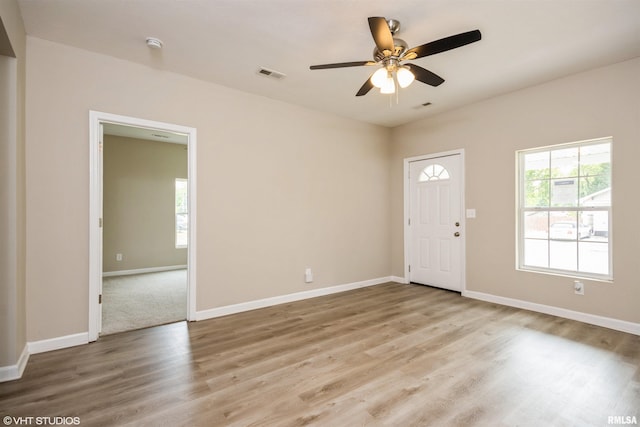 713 S Jackson St, Litchfield, IL 62056 - entryway with wood finished floors and a ceiling fan