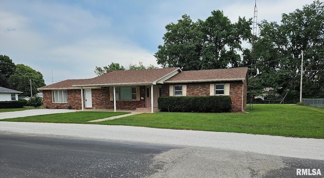 727 Johnson St, Carlinville, IL 62626 - photo 3