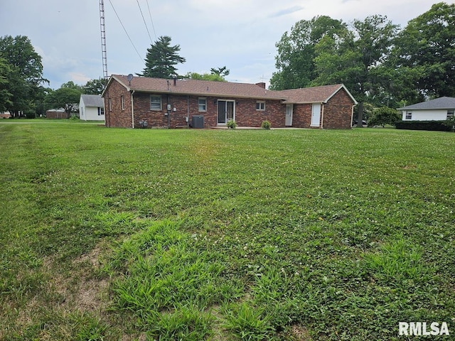 727 Johnson St, Carlinville, IL 62626 - photo 5