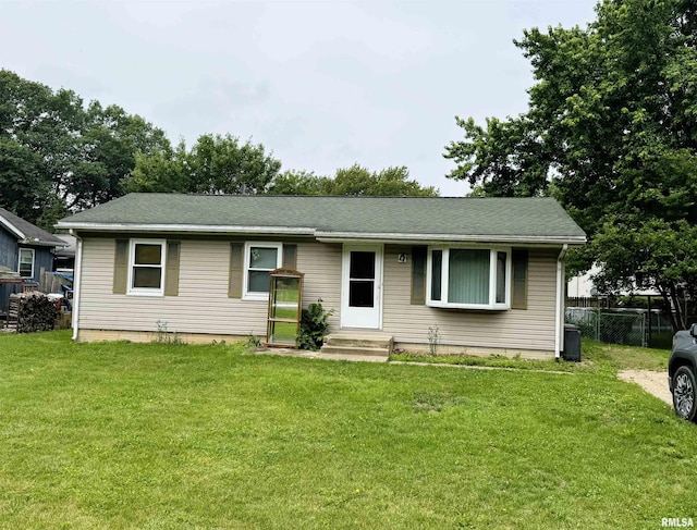 10333 Evergreen Dr, Manito, IL 61546 - view of front of house