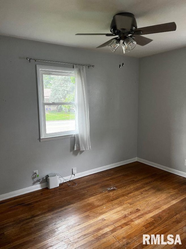 604 Eastman Ave Unit A, Springfield, IL 62702 - unfurnished room with ceiling fan and wood finished floors