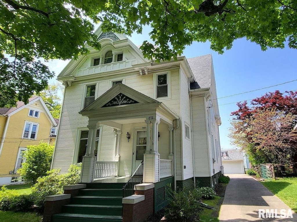 748 Bateman St, Galesburg, IL 61401 - photo 1
