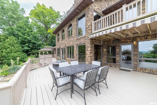 3939 Musholt Strasse Ln, Quincy, IL 62305 - wooden deck with outdoor dining space