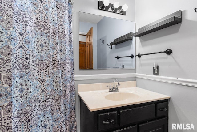 3713 Tyler Ct, Springfield, IL 62711 - full bathroom featuring vanity and a shower with curtain