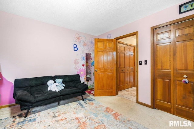 3713 Tyler Ct, Springfield, IL 62711 - living area with carpet floors and a textured ceiling