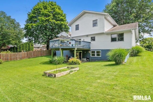 3713 Tyler Ct, Springfield, IL 62711 - rear view of house featuring a wooden deck