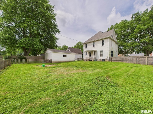 222 N Lewis St, Blue Mound, IL 62513 - view of fenced backyard