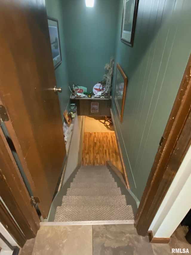 27 Apache Dr, Springfield, IL 62711 - view of stairs