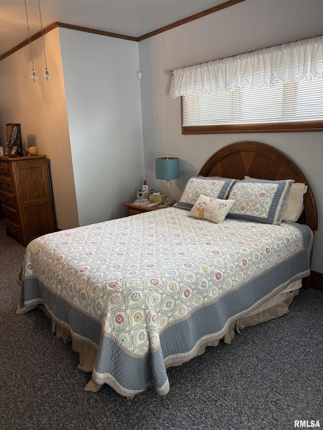 1905 S Whittier Ave, Springfield, IL 62704 - bedroom with carpet flooring and crown molding