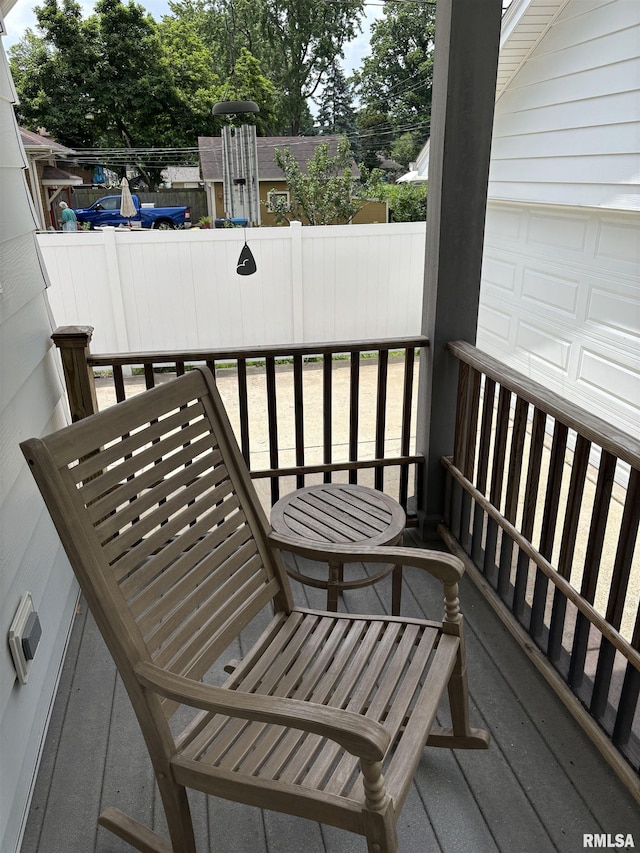 1905 S Whittier Ave, Springfield, IL 62704 - view of balcony