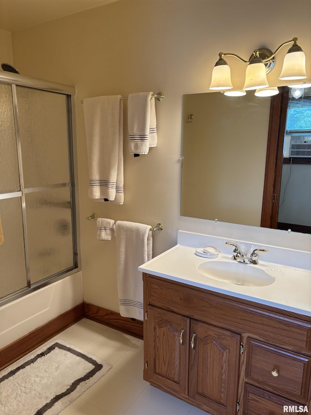 1905 S Whittier Ave, Springfield, IL 62704 - full bathroom featuring vanity and bath / shower combo with glass door