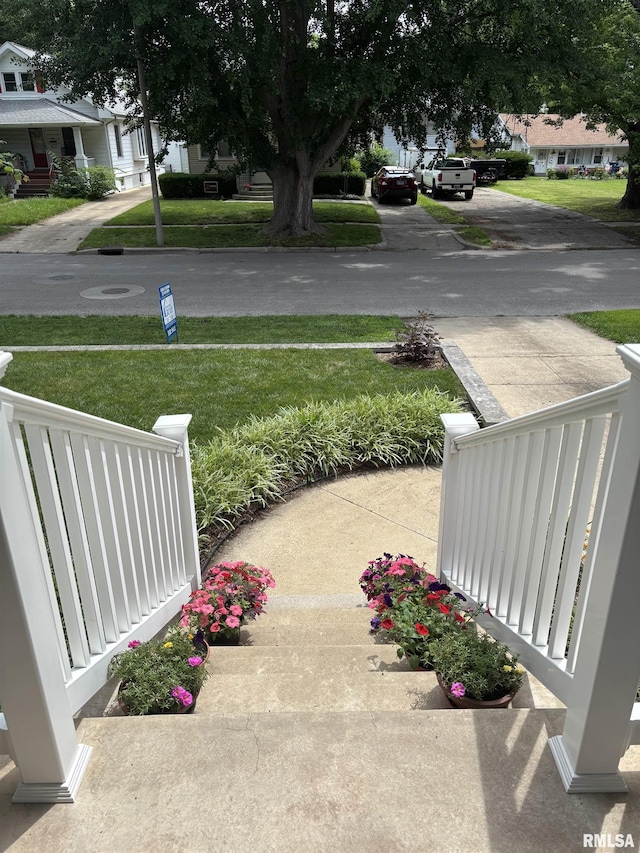 1905 S Whittier Ave, Springfield, IL 62704 - view of yard