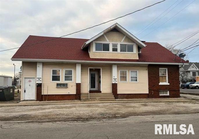 515 E Vine St, Springfield, IL 62704 - view of front facade