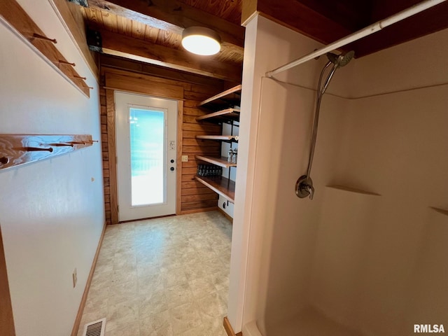 13570 Chambers Rd, Petersburg, IL 62675 - walk in closet featuring light flooring