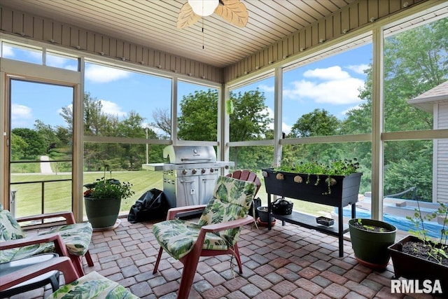 5408 Cromwell Pl, Springfield, IL 62711 - sunroom / solarium with a ceiling fan