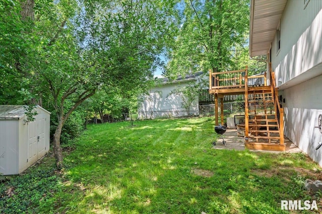 2 Mesa Rd, Springfield, IL 62702 - view of yard featuring stairs, a storage shed, and a deck