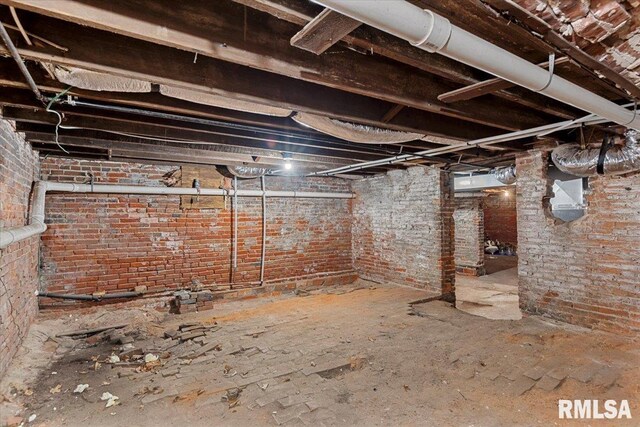 506 S Diamond St, Jacksonville, IL 62650 - photo 46