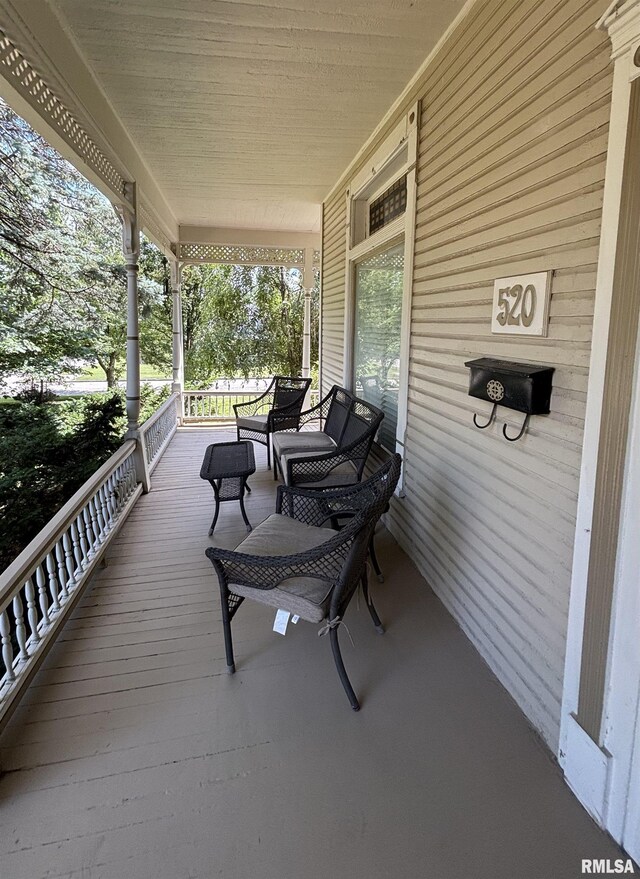 520 N Chambers St, Galesburg, IL 61401 - photo 33