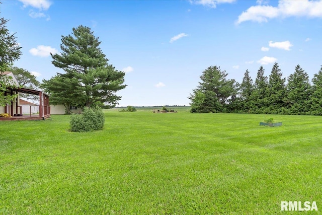 240 Mine Ave, Girard, IL 62640 - view of grassy yard