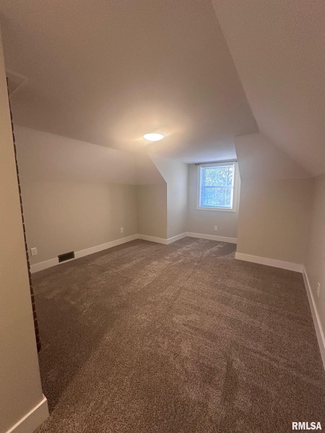 2016 Chestnut St, Quincy, IL 62301 - bonus room with vaulted ceiling and dark carpet