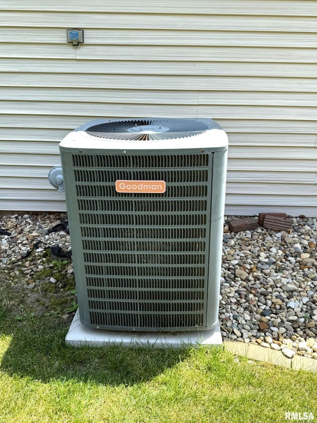 597 Walnut St, Knoxville, IL 61448 - exterior view of a cooling unit