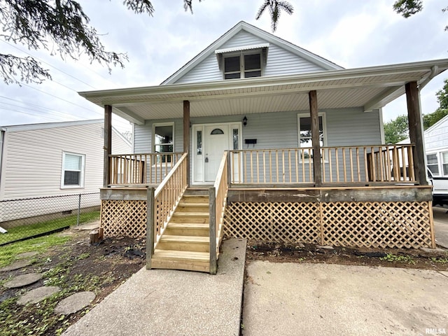 2015 N 19th St, Springfield, IL 62702 - view of front of home with a porch